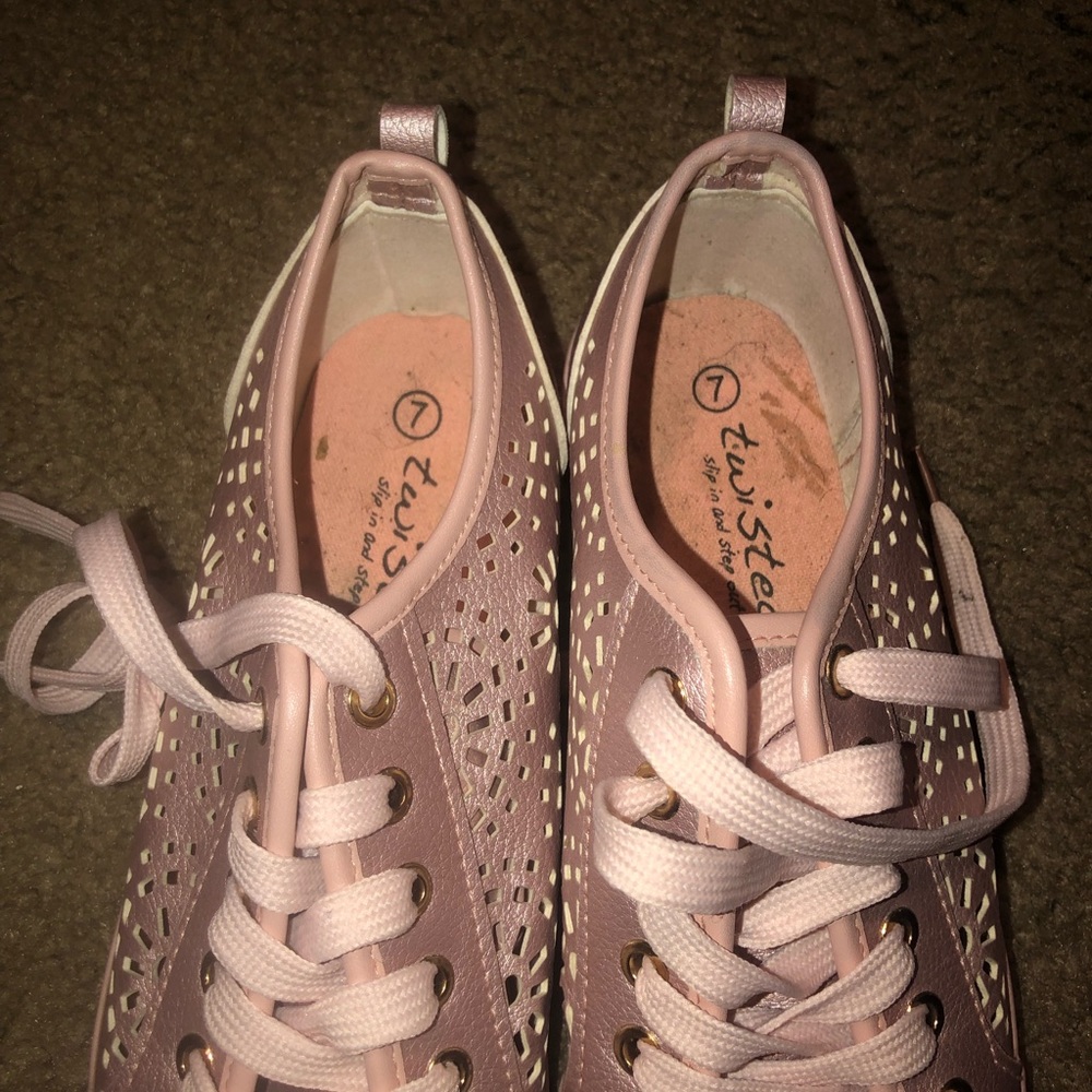 Sneakers